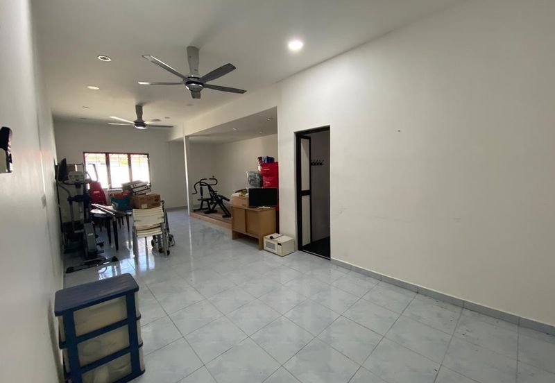 Ujong Pasir Freehold Main Road Facing Land For Sale