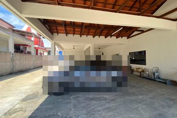 Ujong Pasir Freehold Main Road Facing Land For Sale