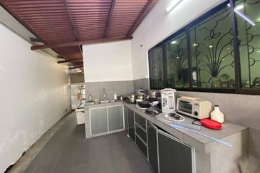 Ujong Pasir Freehold Main Road Facing Land For Sale