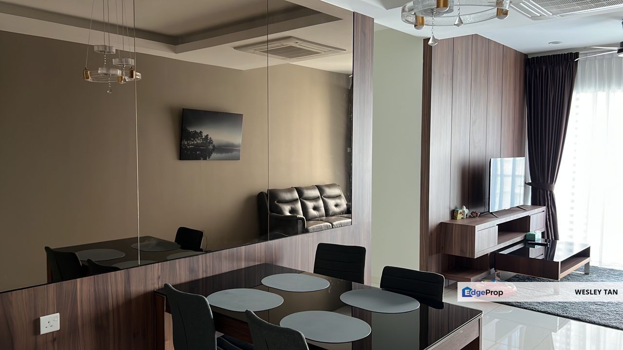 Parkland Residence High floor Pool View 3 Rooms Fully Furnished & Reno, Melaka, Melaka Tengah