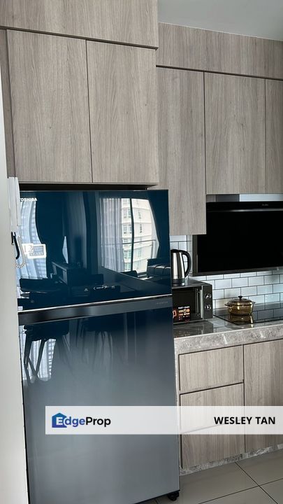 Parkland Residence High floor Pool View 3 Rooms Fully Furnished & Reno, Melaka, Melaka Tengah