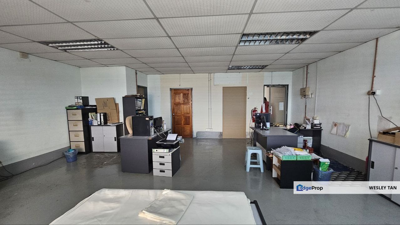 Malim Terrace Factory 24x80 Converted to 2 Storey 3 Office Rooms Reno., Melaka, Melaka Tengah
