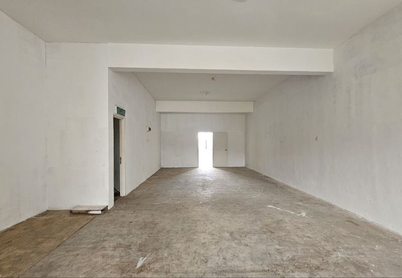 One Krubong Main Road 2 Stry Shop 22x75 Bare & Ready Long Term 1st Flr