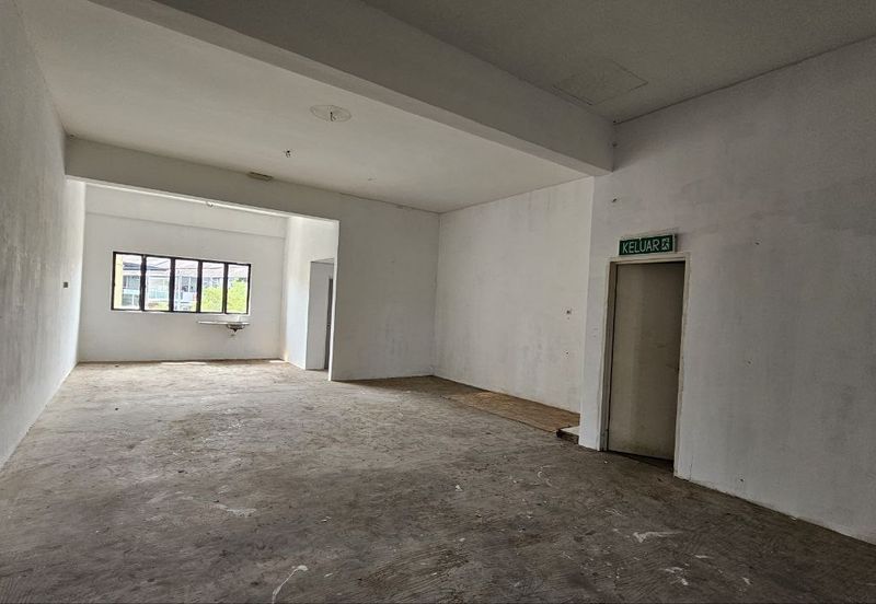 One Krubong Main Road 2 Stry Shop 22x75 Bare & Ready Long Term 1st Flr