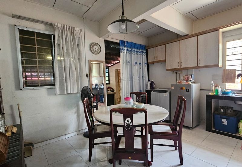 Taman Seri Cempaka, Peringgit