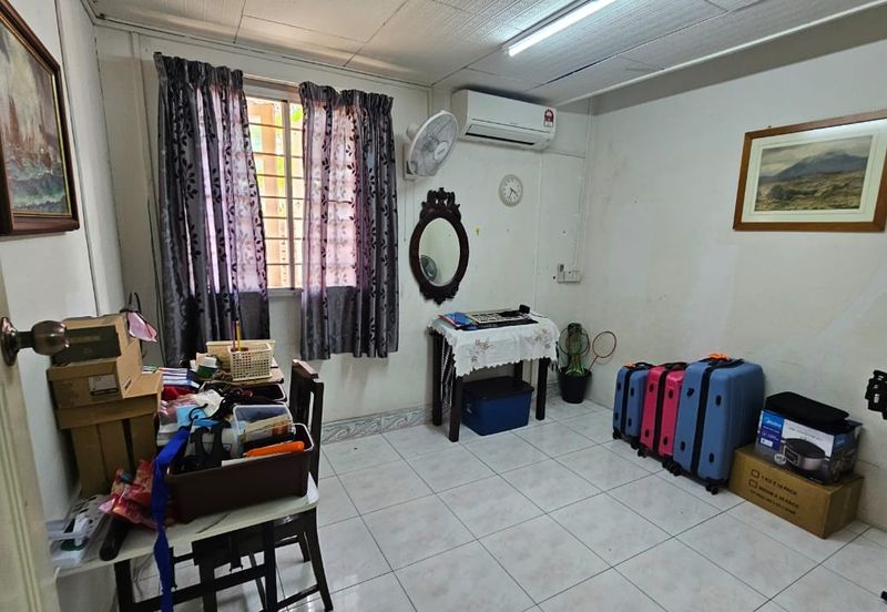 Taman Seri Cempaka, Peringgit