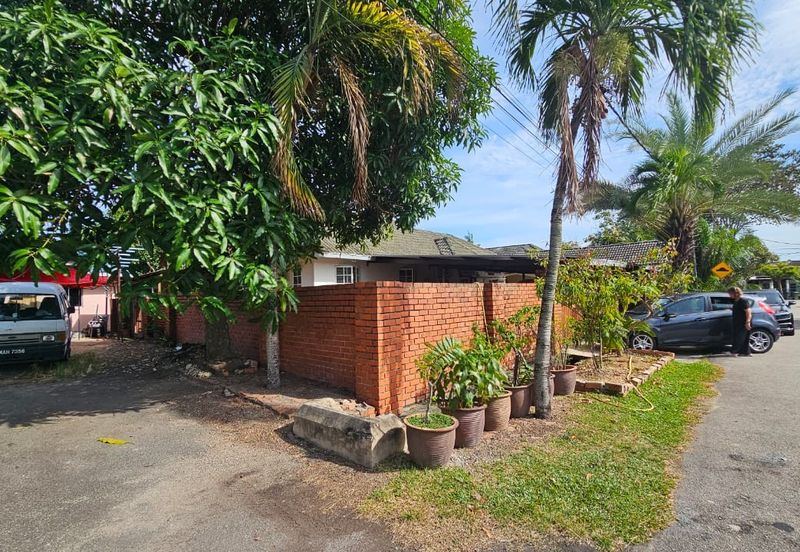 Taman Seri Cempaka, Peringgit