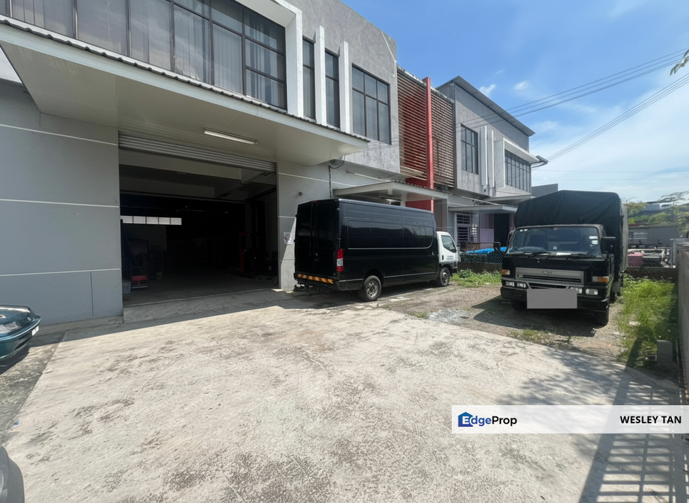 Krubong Industry Area 1.5 Semi D 8,400sf Covered Factory 60 x 140 Rent, Melaka, Krubong