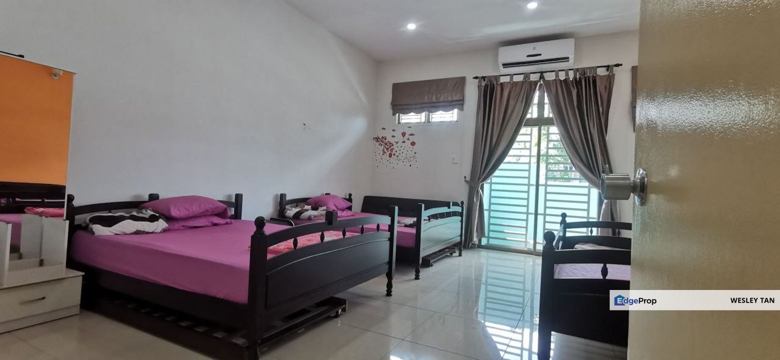  2 Storey Terrace Freehold Non Bumi Furnished Unit in Cheng Lotus 1min, Melaka, Cheng