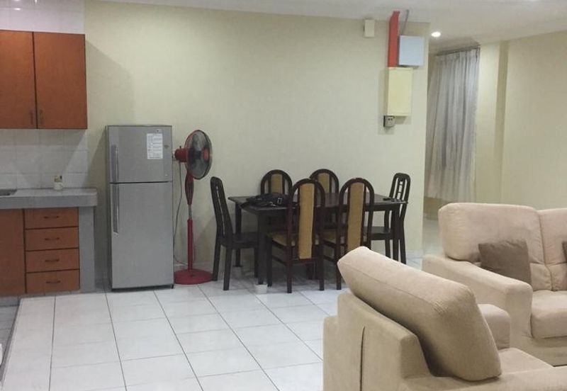 KONDOMINIUM SERI BAYAN