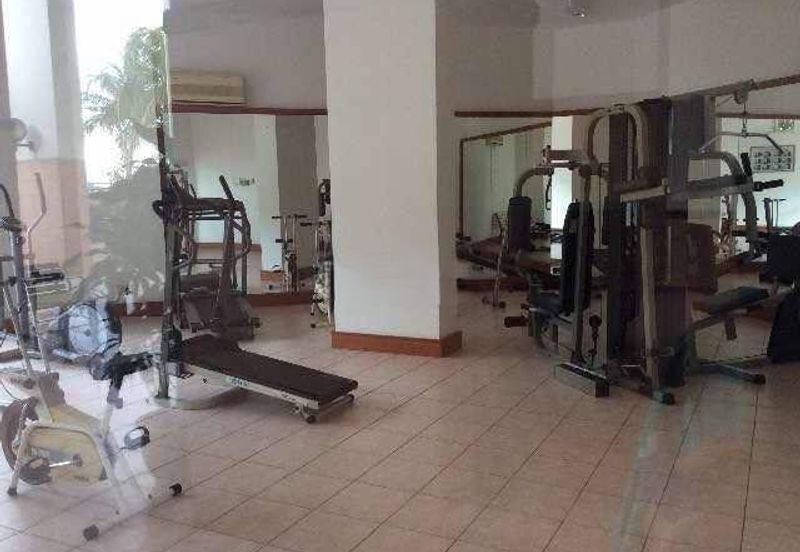 KONDOMINIUM SERI BAYAN