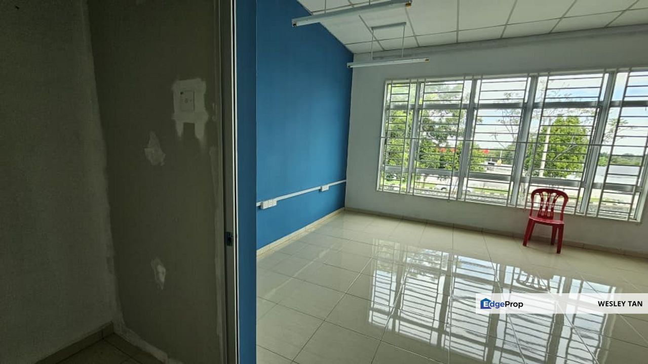 Krubong Facing Mcd Caltex 1st Floor Shop 2 Offices 1 Store Near 99mart, Melaka, Krubong