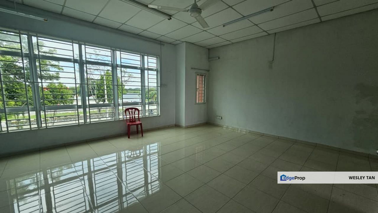 Krubong Facing Mcd Caltex 1st Floor Shop 2 Offices 1 Store Near 99mart, Melaka, Krubong