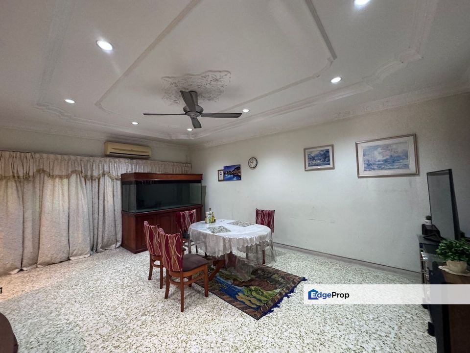 Klebang Freehold Bungalow with Huge Land 26000 sqft, Melaka, Klebang