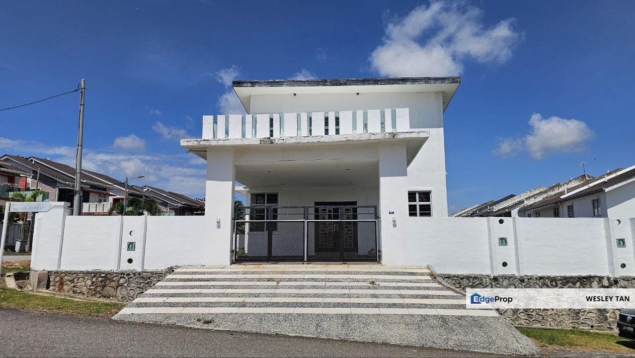 Cheng Bertam 1.5 Storey Bungalow Corner 6,232sqft Partly Fitted Renovated, Melaka, Cheng