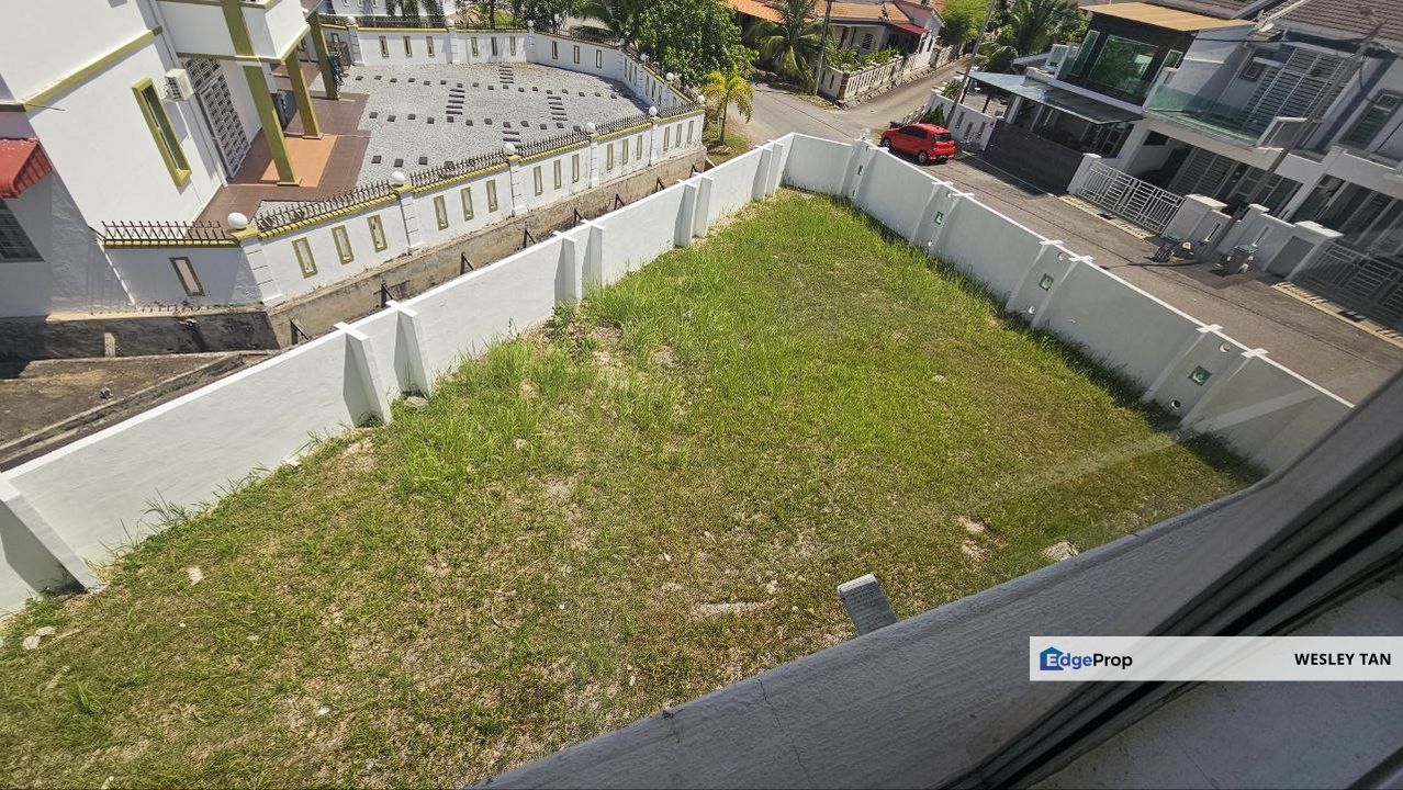 Cheng Bertam 1.5 Storey Bungalow Corner 6,232sqft Partly Fitted Renovated, Melaka, Cheng