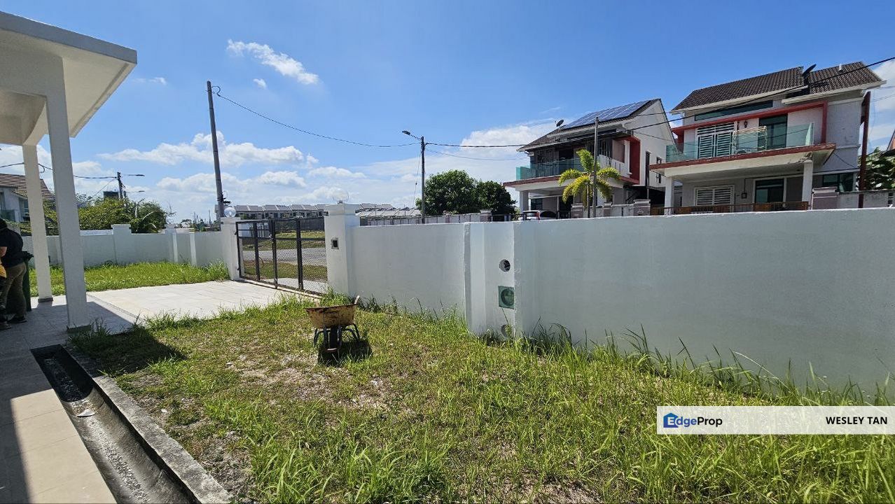 Cheng Bertam 1.5 Storey Bungalow Corner 6,232sqft Partly Fitted Renovated, Melaka, Cheng