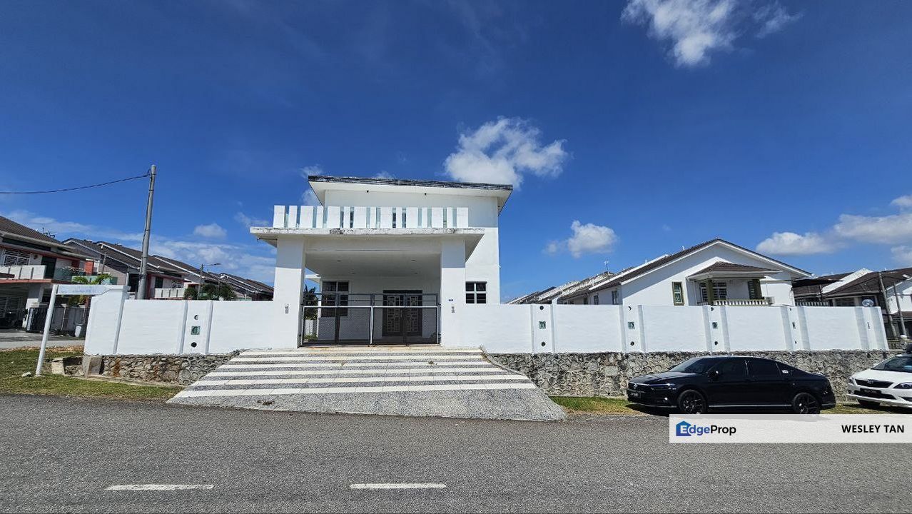 Cheng Bertam 1.5 Storey Bungalow Corner 6,232sqft Partly Fitted Renovated, Melaka, Cheng