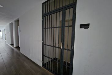 The Quartz Residence