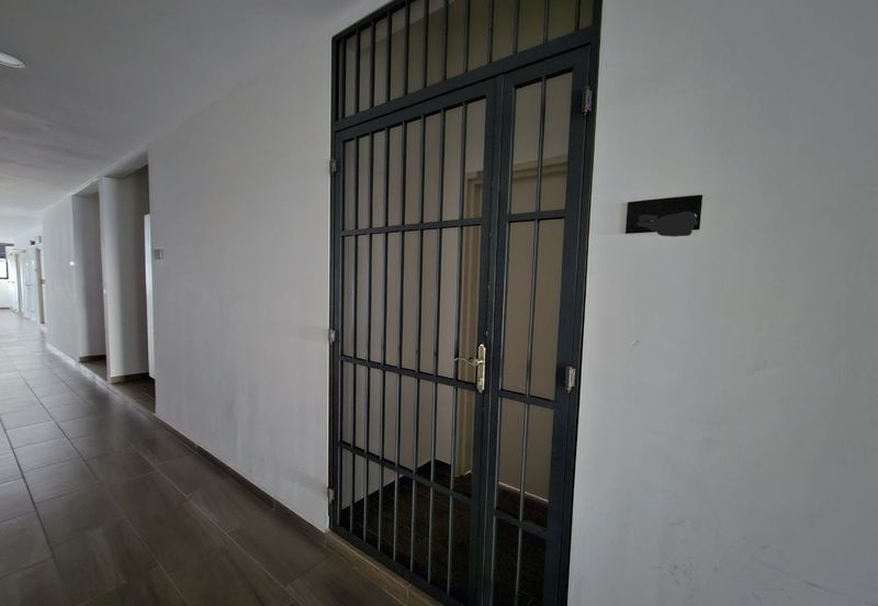 The Quartz Residence