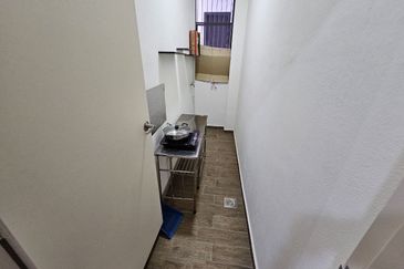 The Quartz Residence