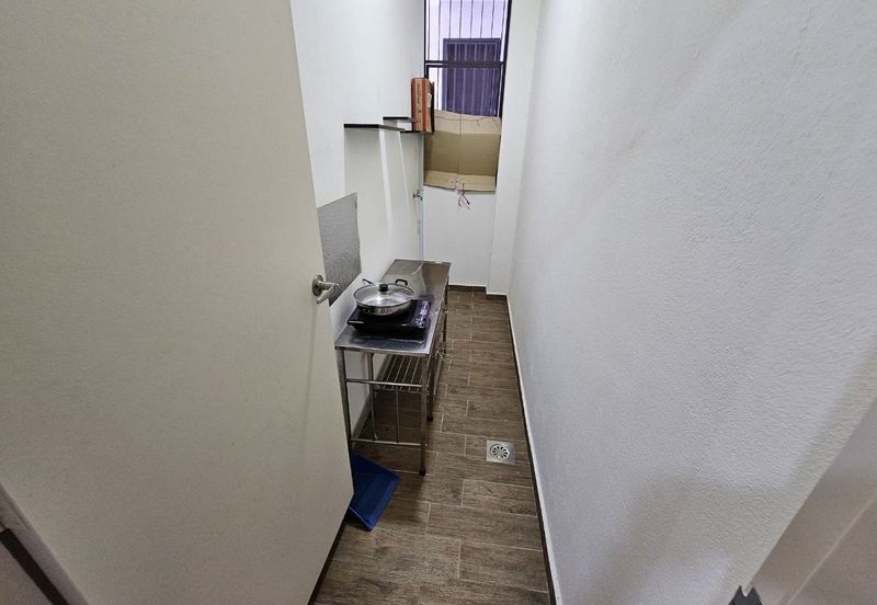 The Quartz Residence