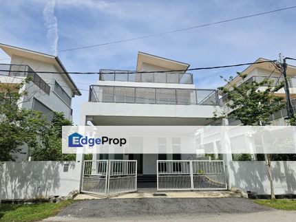 For Sale 2.5 Storey Zero Lot Bungalow @ Taman Nuri Durian Tunggal, Melaka, Durian Tunggal