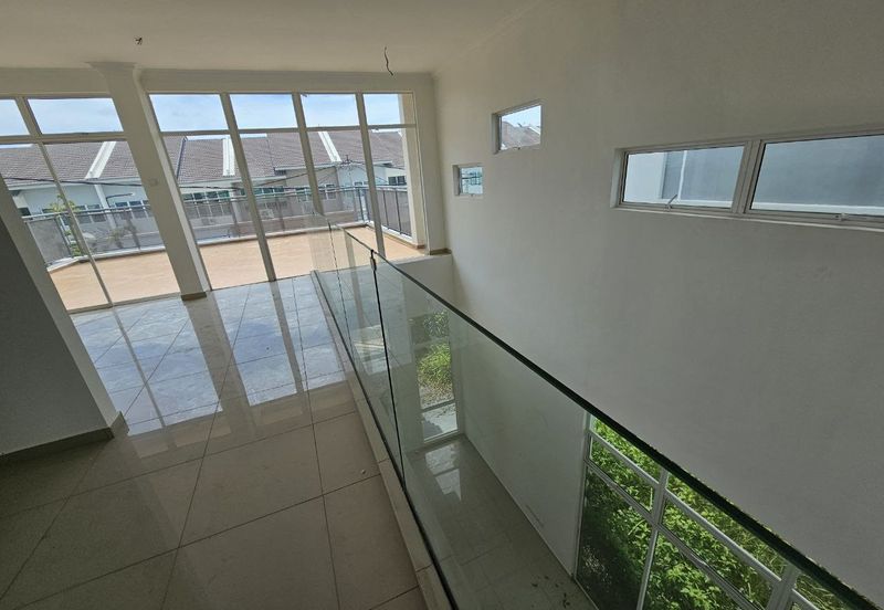 For Sale 2.5 Storey Zero Lot Bungalow @ Taman Nuri Durian Tunggal