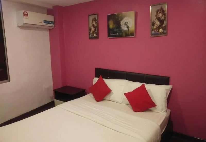 Budget Hotel near Jonker Street for sale.