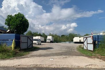 Tanjung Minyak Industrial land for rent