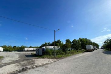 Tanjung Minyak Industrial land for rent