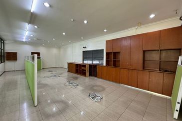 Klebang Commercial Warehouse Factory For Rent