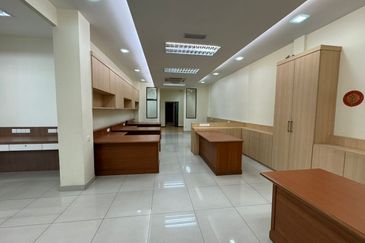 Klebang Commercial Warehouse Factory For Rent