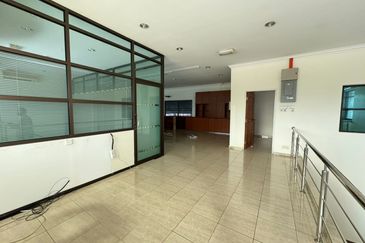 Klebang Commercial Warehouse Factory For Rent