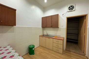 Klebang Commercial Warehouse Factory For Rent