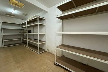 Klebang Commercial Warehouse Factory For Rent