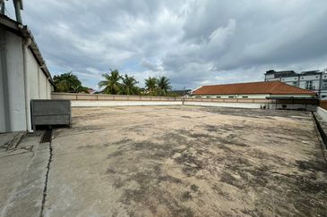 Klebang Commercial Warehouse Factory For Rent