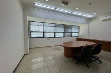 Klebang Commercial Warehouse Factory For Rent