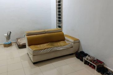 Single Storey Endlot Fully Extended Kitchen Area