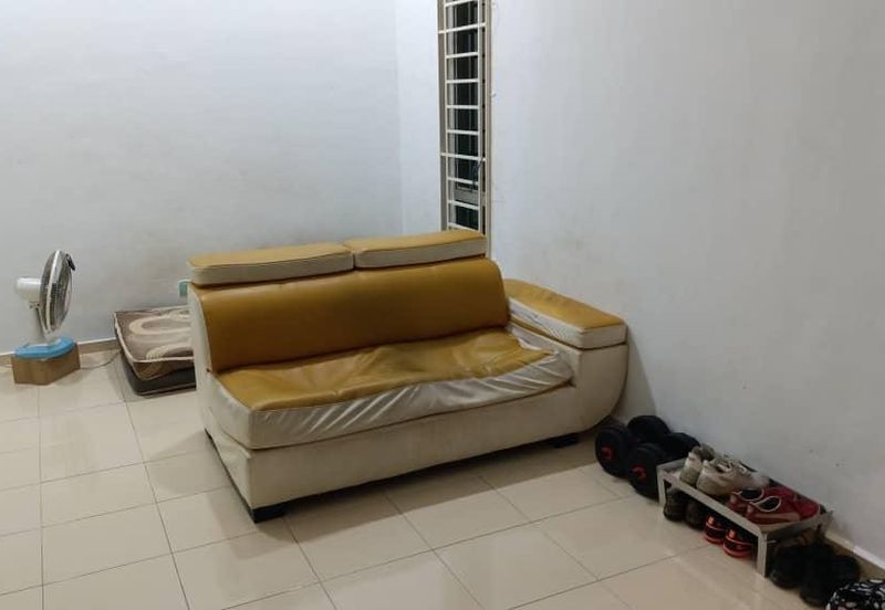 Single Storey Endlot Fully Extended Kitchen Area