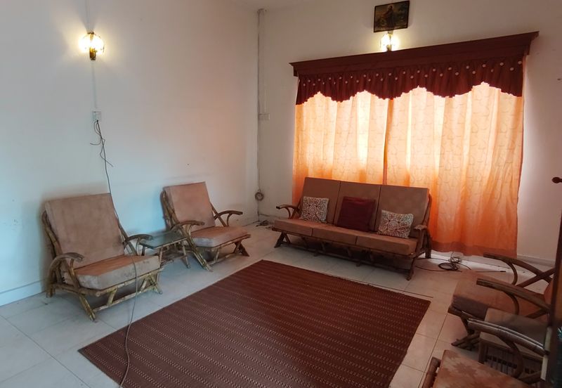 Single Storey Bungalow in Taman Klebang Besar for sale.