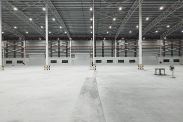 HICOM New Warehouse 600AMP | 90,000sqft | 40ft Heights FOR RENT