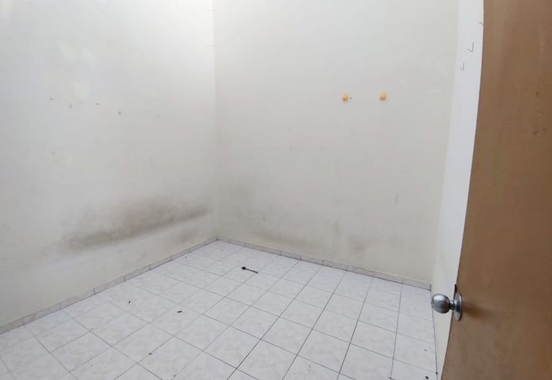 Single Storey Terrace in Taman Debunga, Merlimau for sale