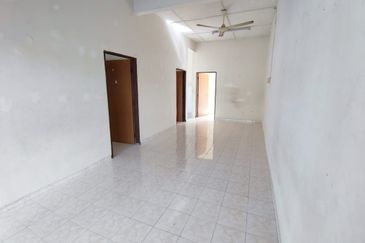 Single Storey Terrace in Taman Debunga, Merlimau for sale