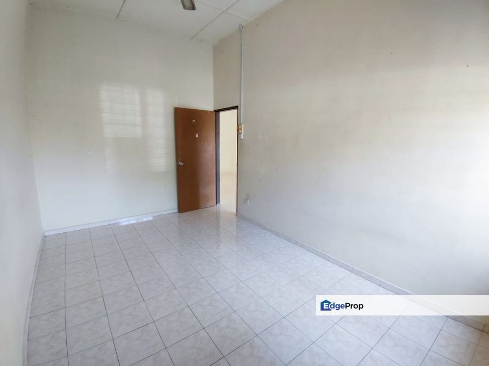 Single Storey Terrace in Taman Debunga, Merlimau for sale, Melaka, Merlimau