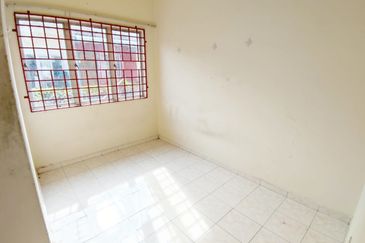 Single Storey Terrace in Taman Debunga, Merlimau for sale
