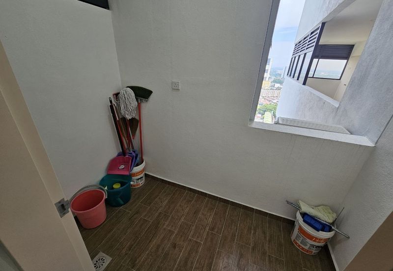 The Quartz Residence