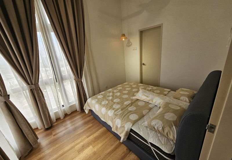 The Quartz Residence