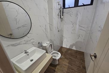 The Quartz Residence