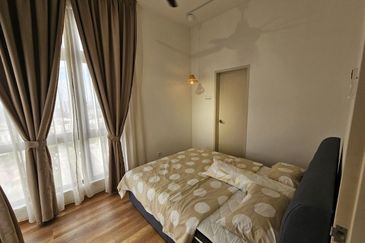 The Quartz Residence